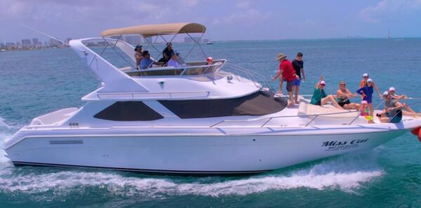 SeaRay 46 - Image 4