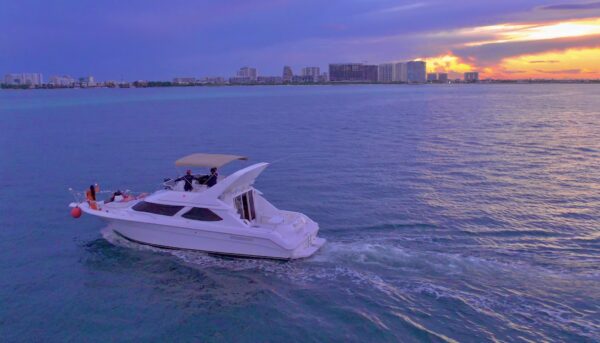 SeaRay 46 - Image 10